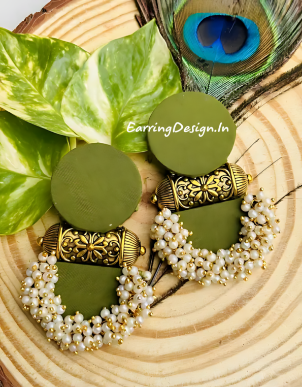 Woman Earring Design