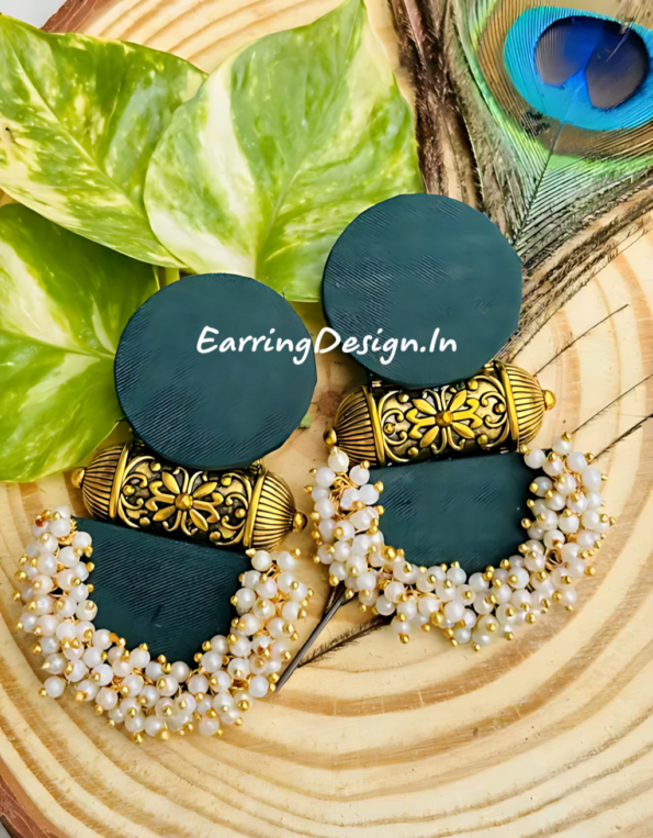 Woman Earring Design