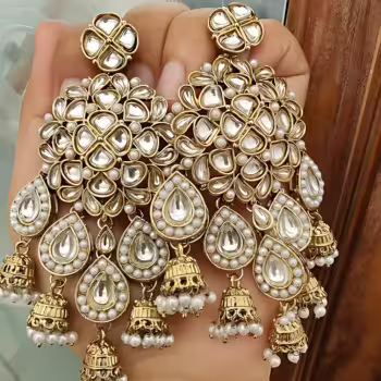 Aishwarya Chandbali